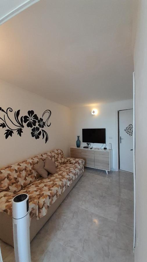 프로치다 Residenza Mena Marina Corricella 아파트 외부 사진